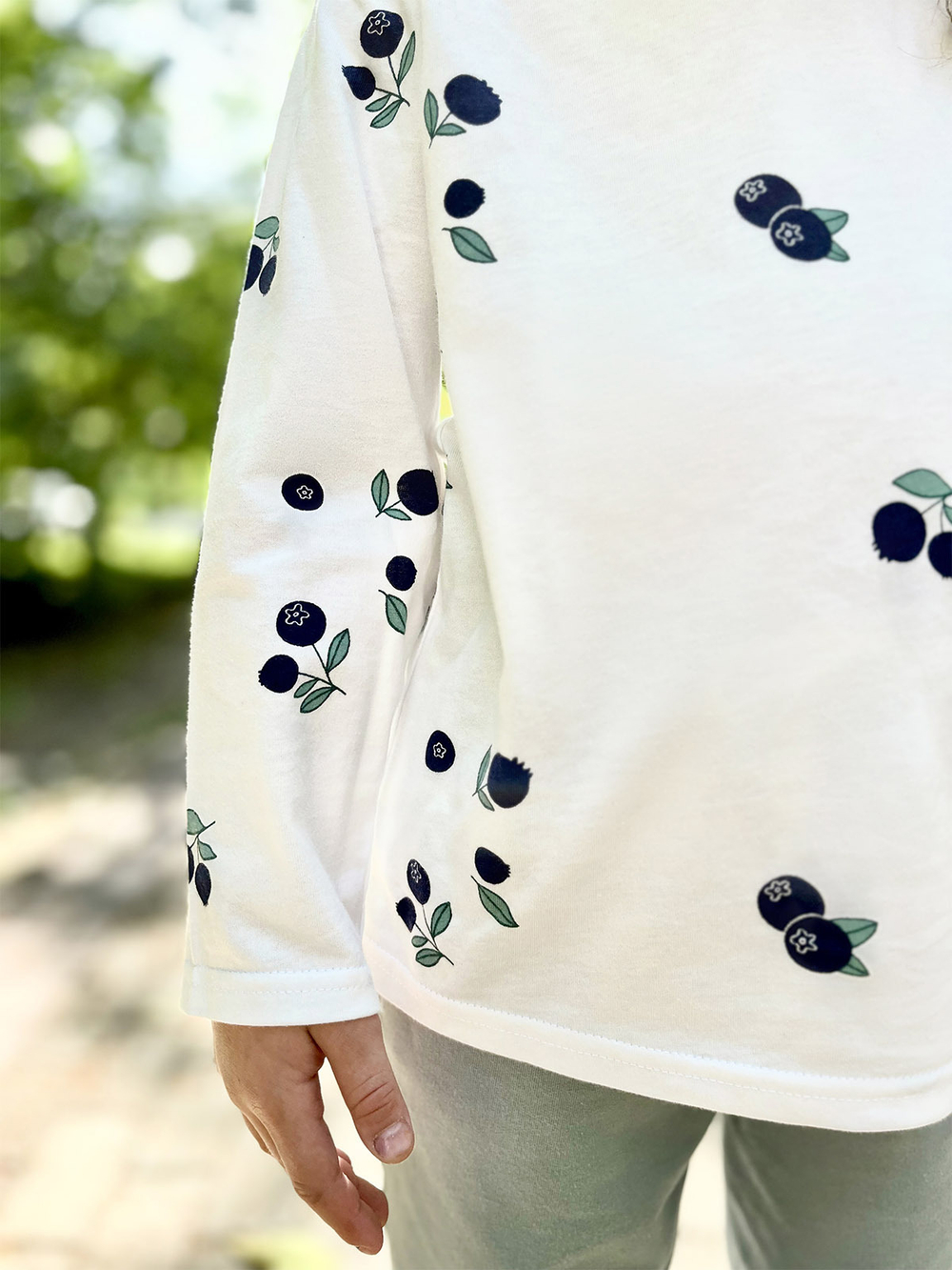 Лонгслив оверсайз Mjölk Голубика