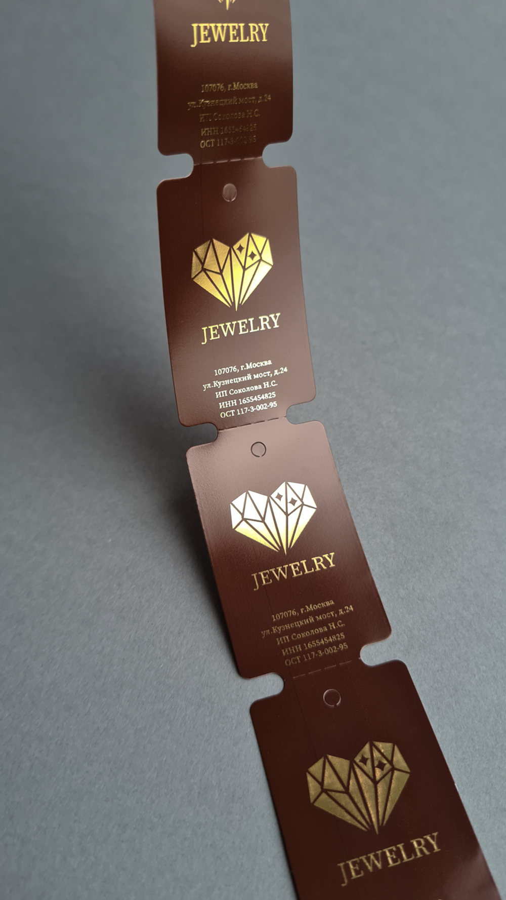 Горький шоколад 30*50,8. Печать золотым цветом.