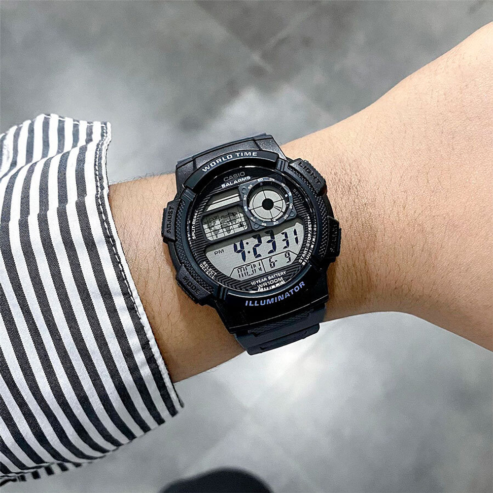 Мужские наручные часы Casio AE-1000W-8A
