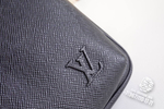 Нагрудная сумка-слинг Louis Vuitton Avenue