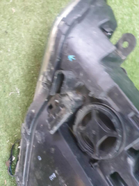 Битая Фара правая Genesis G70 (2017-2021) LED