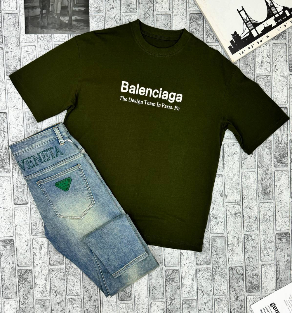 Футболка Balenciaga