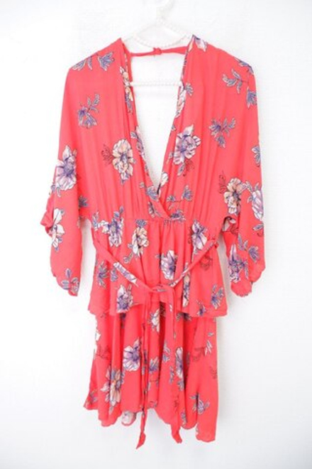 Платье Prettylittlething с принтом 42 размер