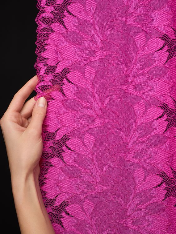 03-77 Кружево эластичное 24 см, фуксия