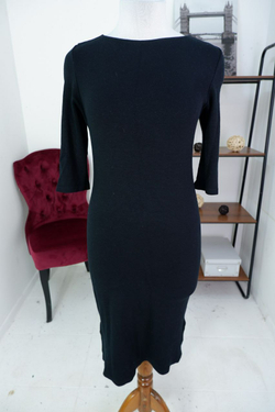 Платье Yessica лаконичное 42 размер