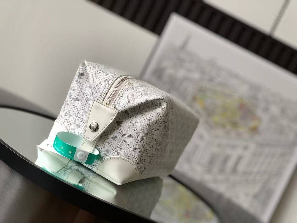 Несессер Goyard