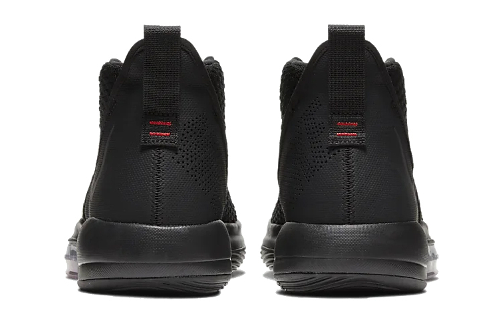 Кроссовки Nike Zoom Rize 1