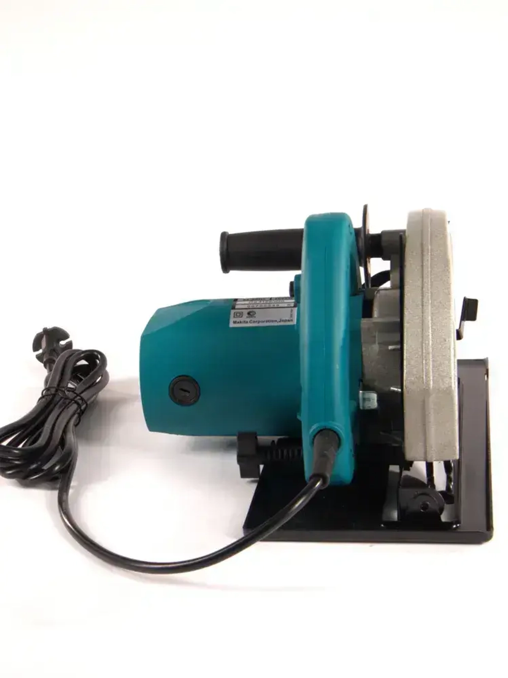 Циркулярная пила Makita, 235 MM, 2000Вт, сетевая