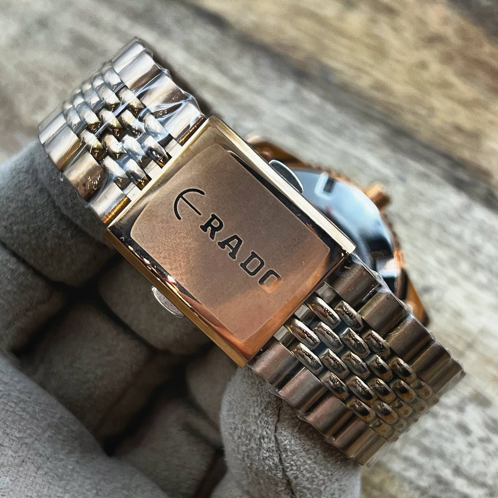 Часы Rado