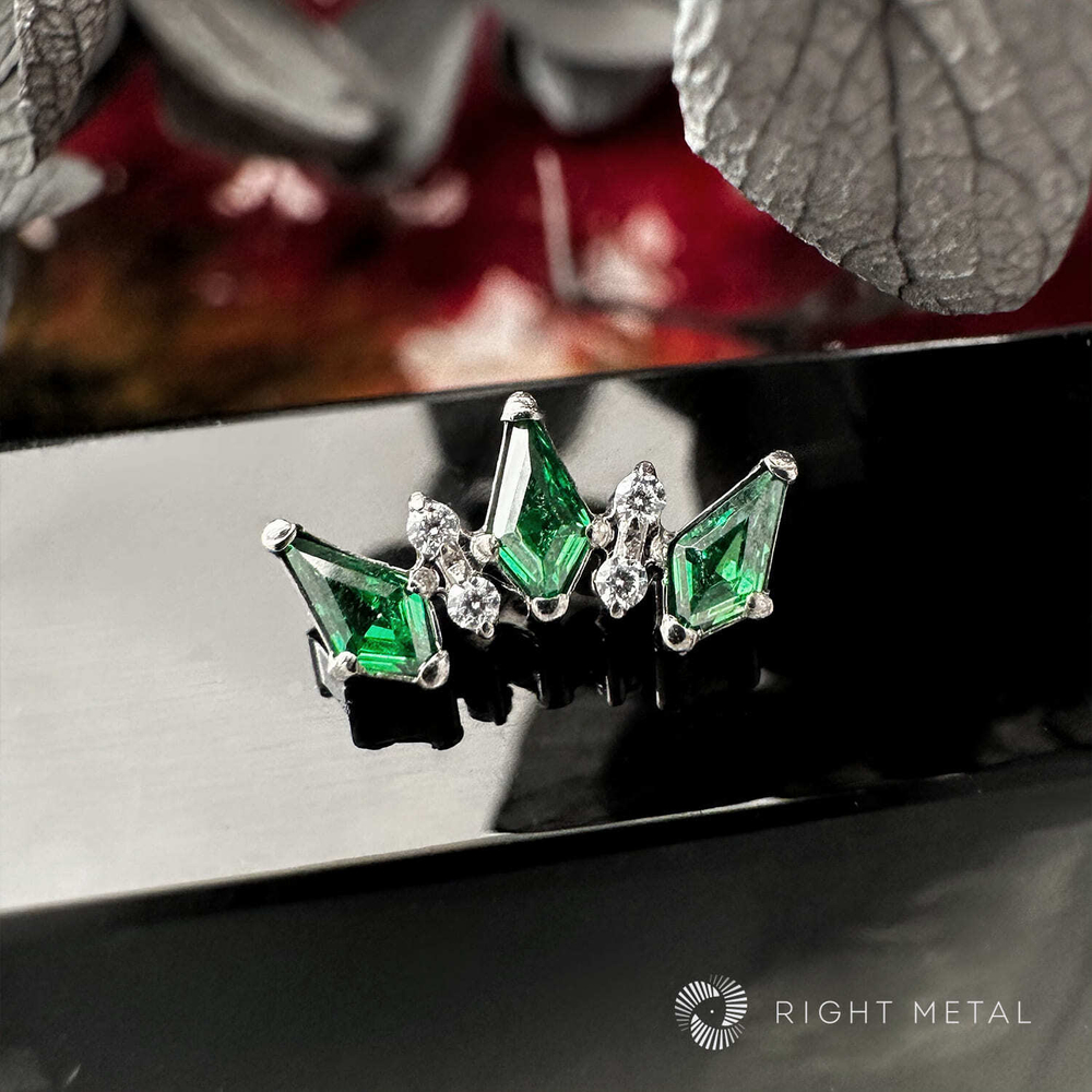 5K Rhombic Green & Crystal