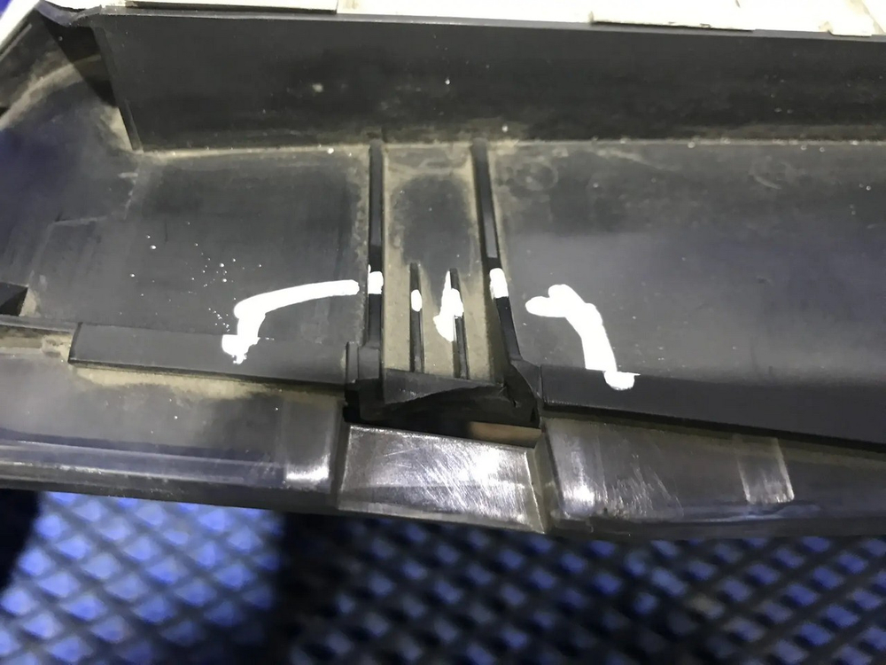 Щиток приборов MITSUBISHI RVR 1995