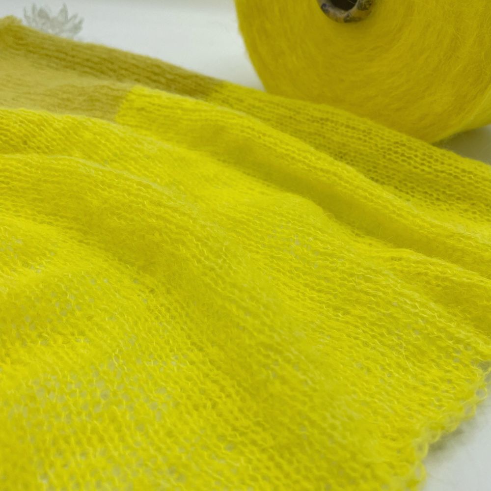 Manifattura LANE PUCCI 30% вспушеная альпака 30% полиамид 40% полиакрил