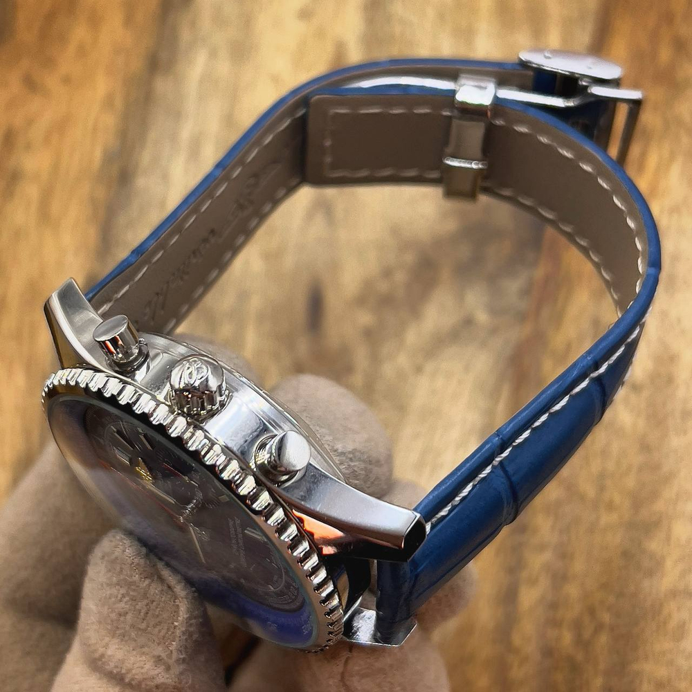 Часы Breitling
