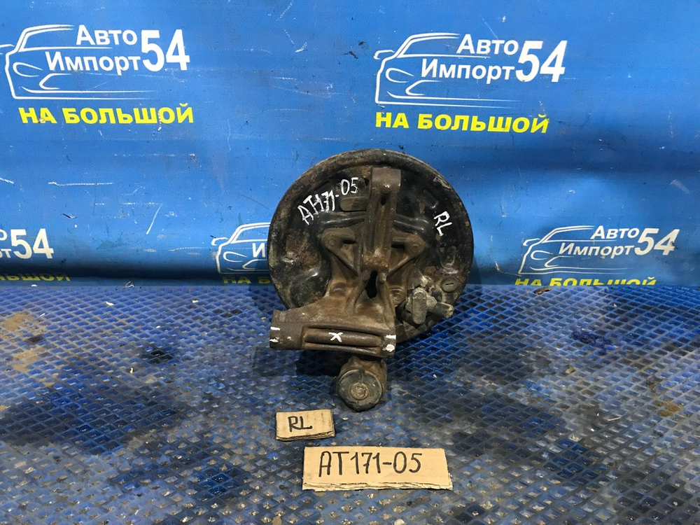 Ступица задняя левая TOYOTA CARINA 1990