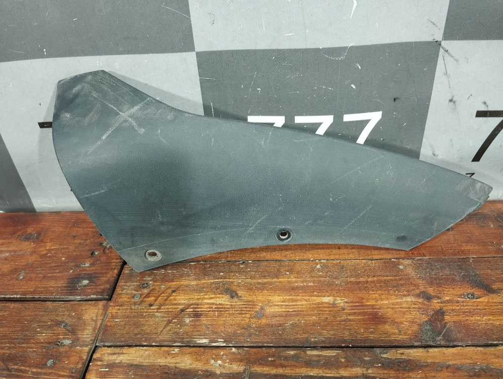 Накладка переднего бампера Mercedes GLA (H247) 20-нв Б/У Оригинал A2478850604