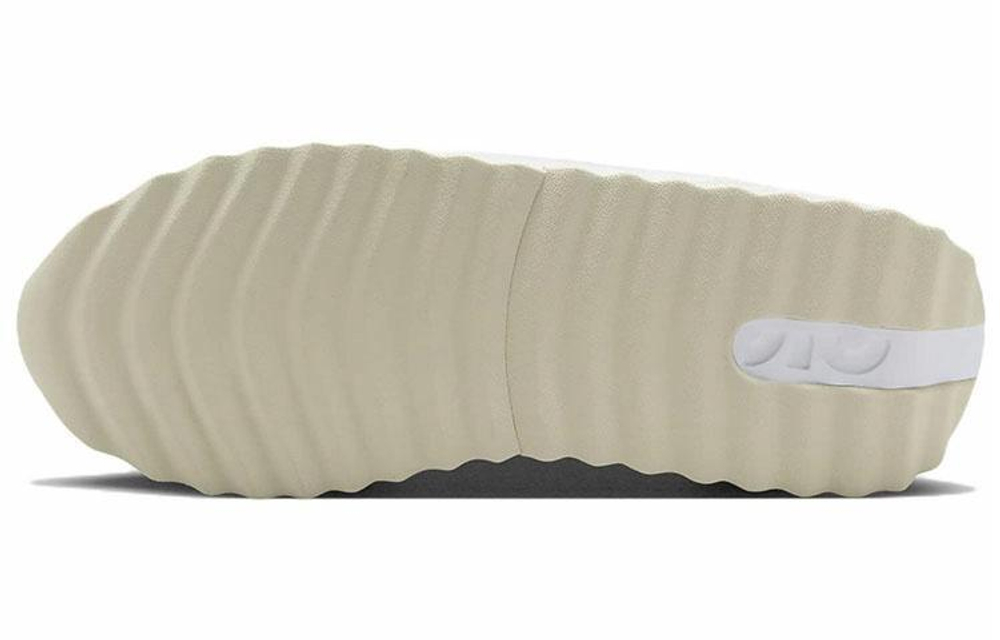Кроссовки Nike Air Max Dawn