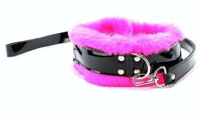 Розовый меховой ошейник с ремешками и поводком из лакированной кожи (Цвет: розовый с черным)