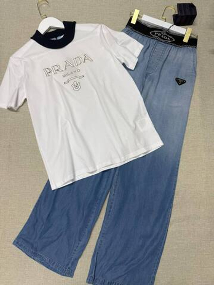 Футболка Prada