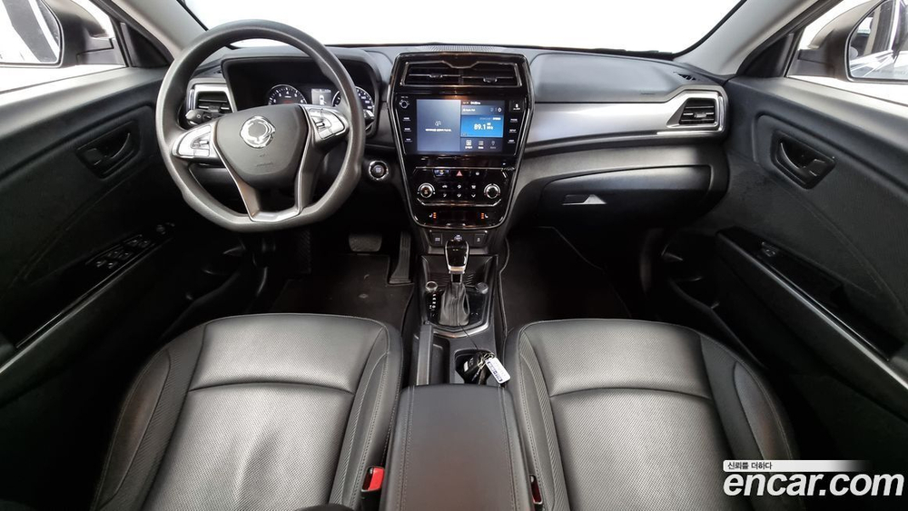 KG Mobility (Ssangyong) Very New Tivoli Бензин 1.5 2WD (03.2020)