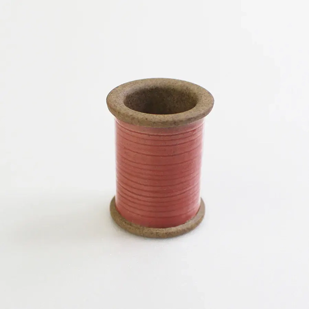Магнитная игольница катушка Cohana, цвет розовый