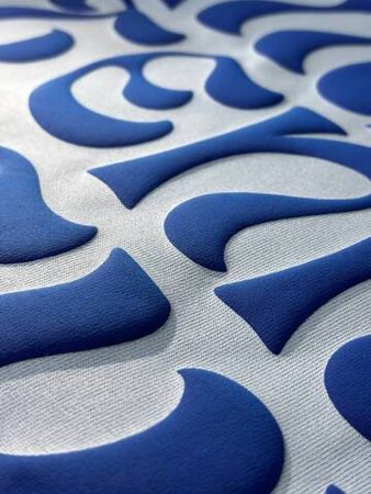 Коллаборация M2M и Loune Love: под ключ производство премиального мерча