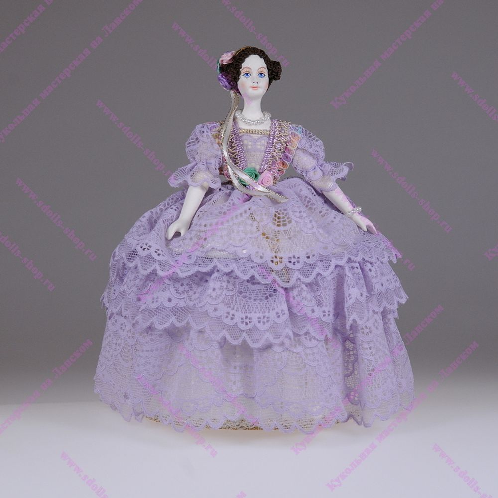 Кукла-шкатулка "Барышня на балу"