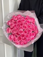 Гранд-букет из розовых роз 51шт