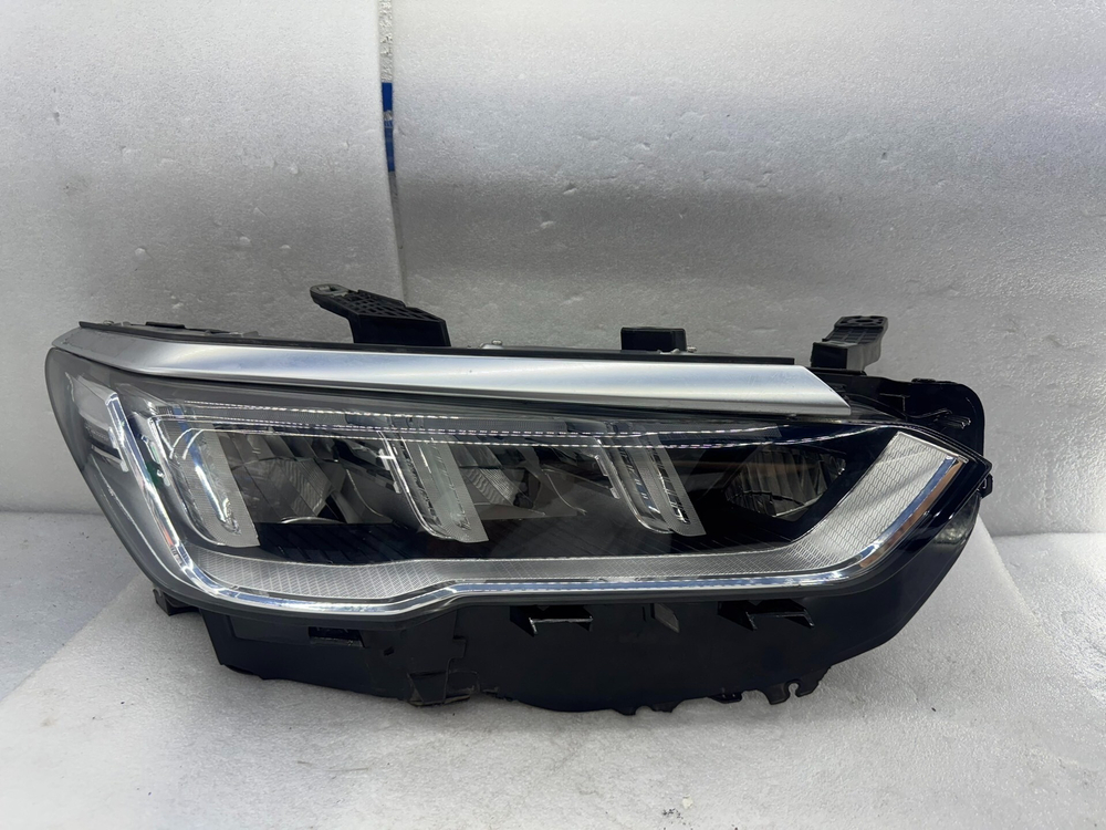 Фара правая LED BYD Song Pro оригинальная