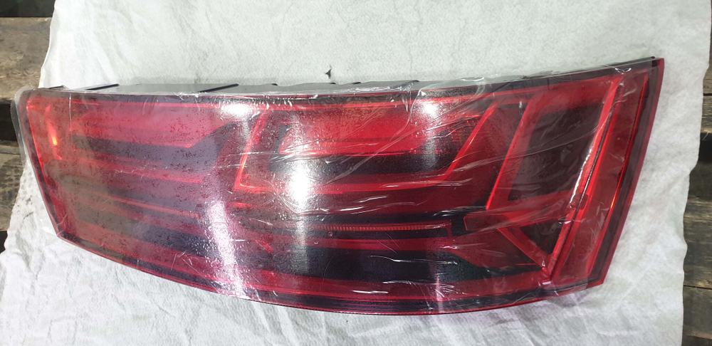 Фонарь задний правый LED Audi Q7 (4M) 15-19 Новый Оригинал 4m0945094m
