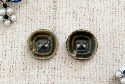 Пуговицы, d 1,8 см