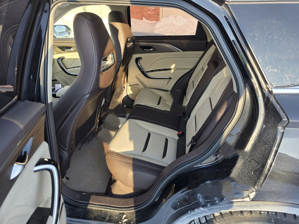 FAW Bestune T77 1.5T DCT Prestige Plus