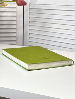 Блокнот А4 200л. (400страниц) в клетку без рамки Светло зеленый (К44-912КБР)