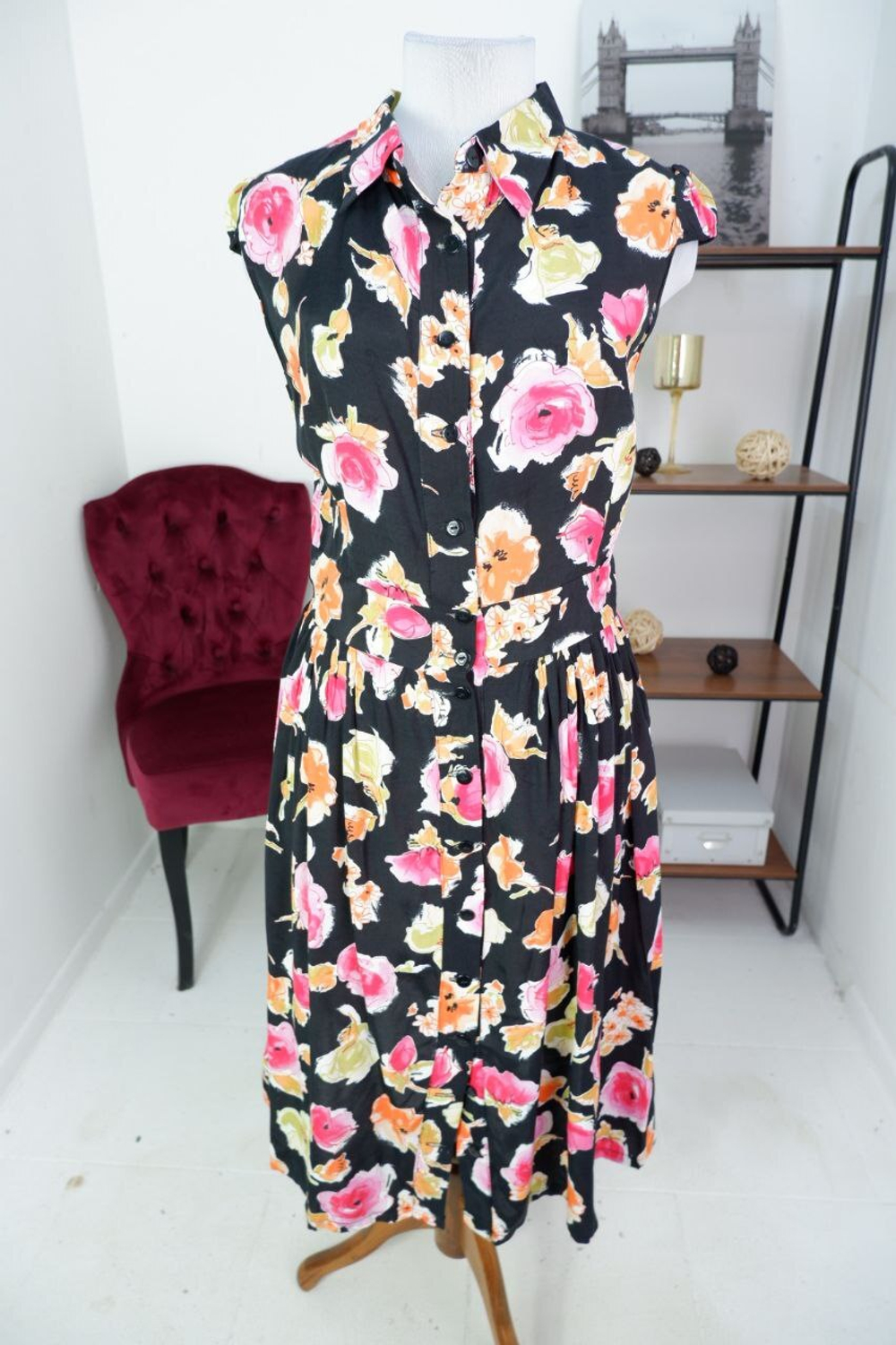 Платье контрастное из вискозы 46 размер