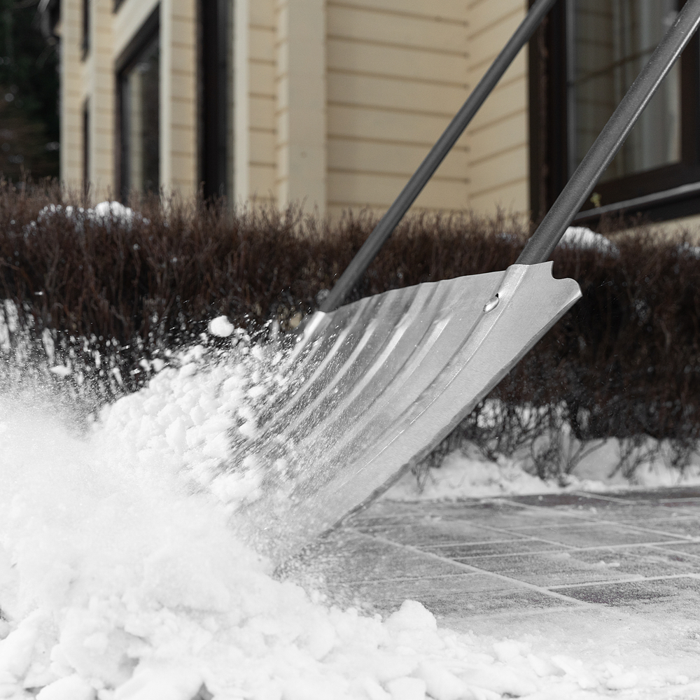 Движок для уборки снега оцинкованный, 735x385x1120 мм, стальная рукоятка, Сибртех