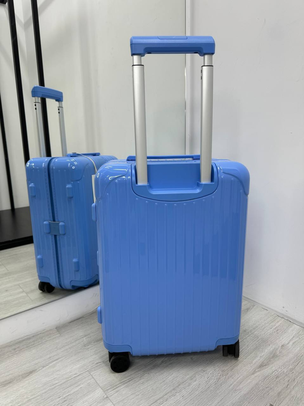 Чемодан Rimowa