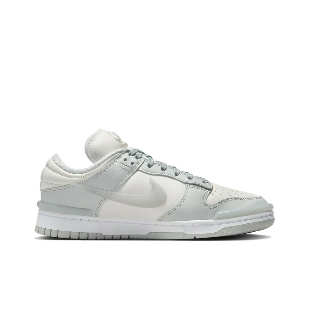 Женские кроссовки Nike Dunk Low Twist 'Light Silver' DZ2794-004