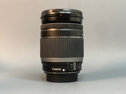 Canon EF-S 18-200mm 3.5-5.6 IS внутри пыль