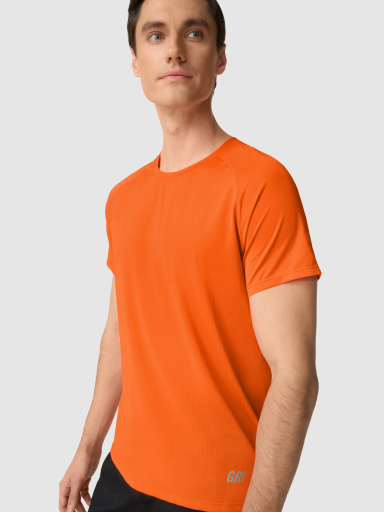 Футболка оранжевая