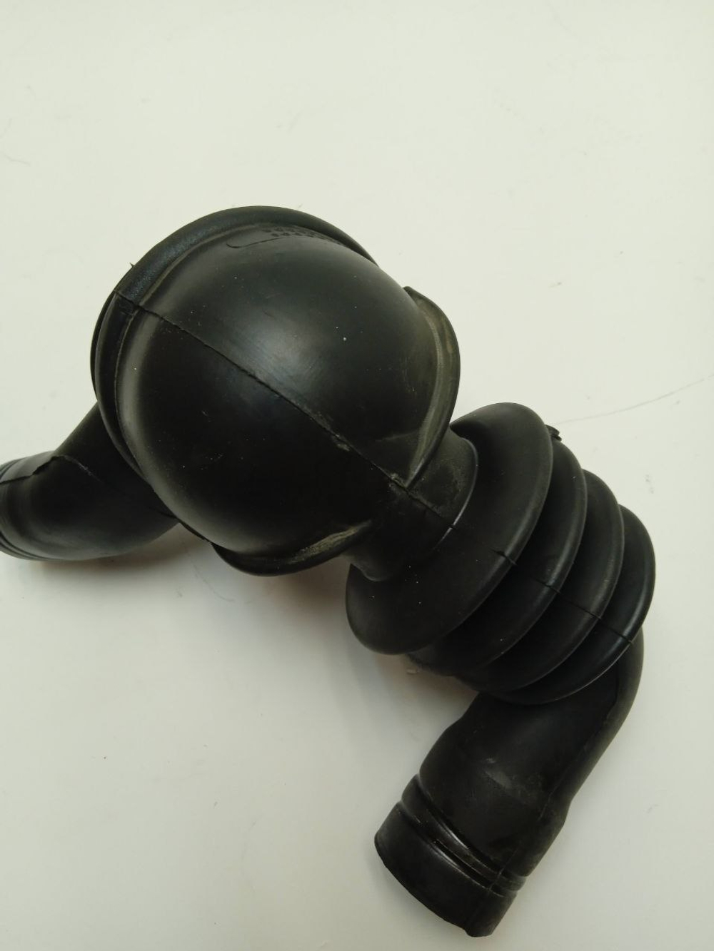 WLG20240OE кт2 Сливной патрубок для стиральных машин Bosch 484193 б/у