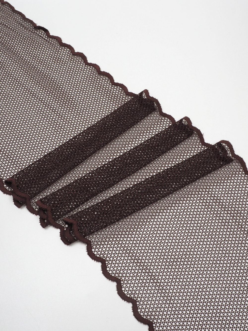 Эластичное кружево шоколад крупная ячейка ширина 20 см