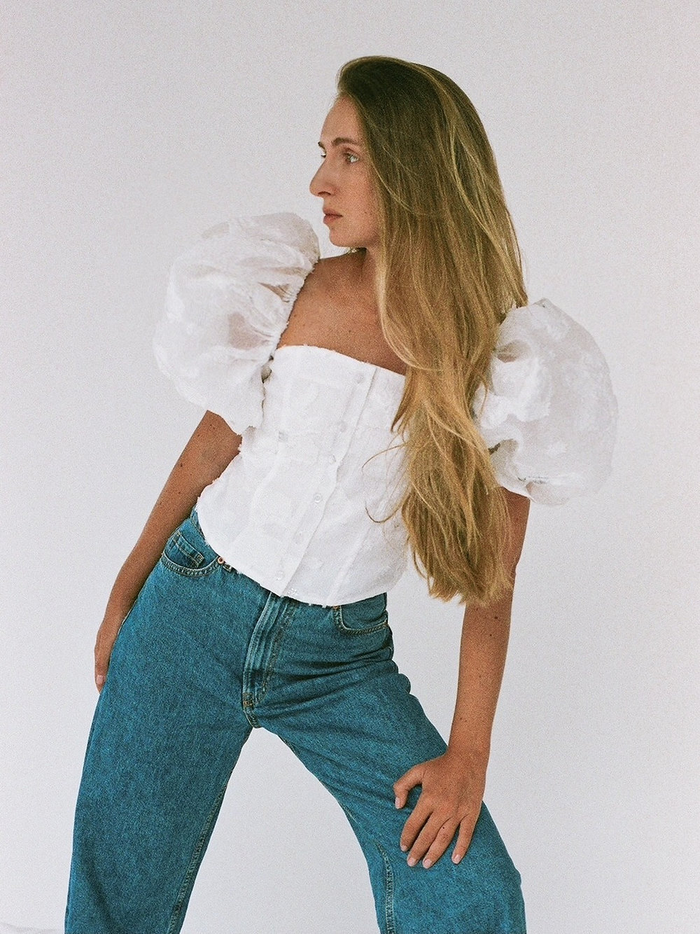 Daisy white top - Abituworld