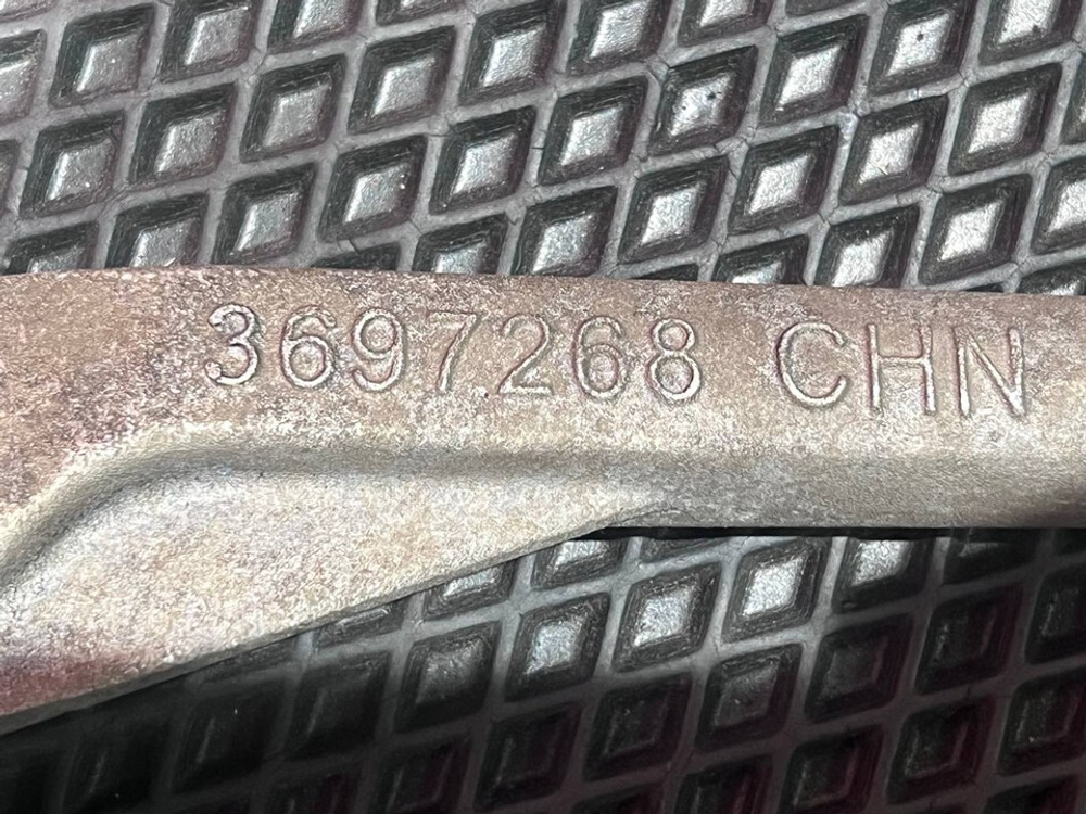 Кронштейн диффузора вентилятора 2024г.