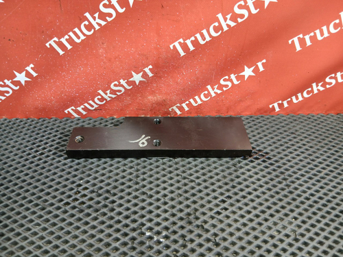 Кронштейн задней рессоры правый 2023г