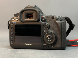 Canon EOS 5D Mark III 104.000 кадров
