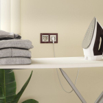 Умная встраиваемая розетка с заземлением с защитными шторками(слоновая кость)