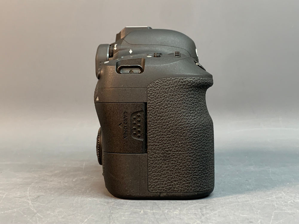 Canon EOS 6D Mark II 27 кадров