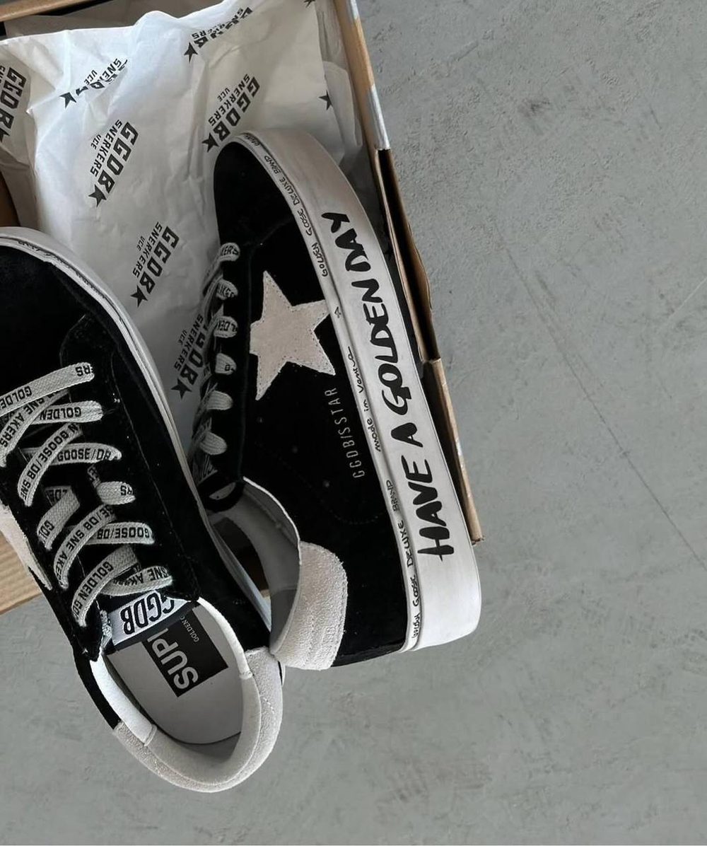 Кеды из натуральной замши