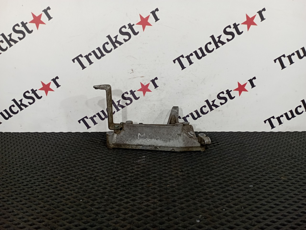 Кронштейн топливного фильтра