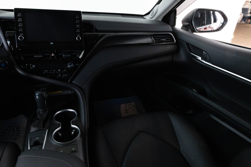 Toyota Camry, 2021 год