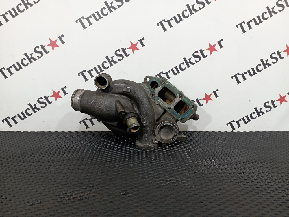 Корпус водяного насоса (помпы)